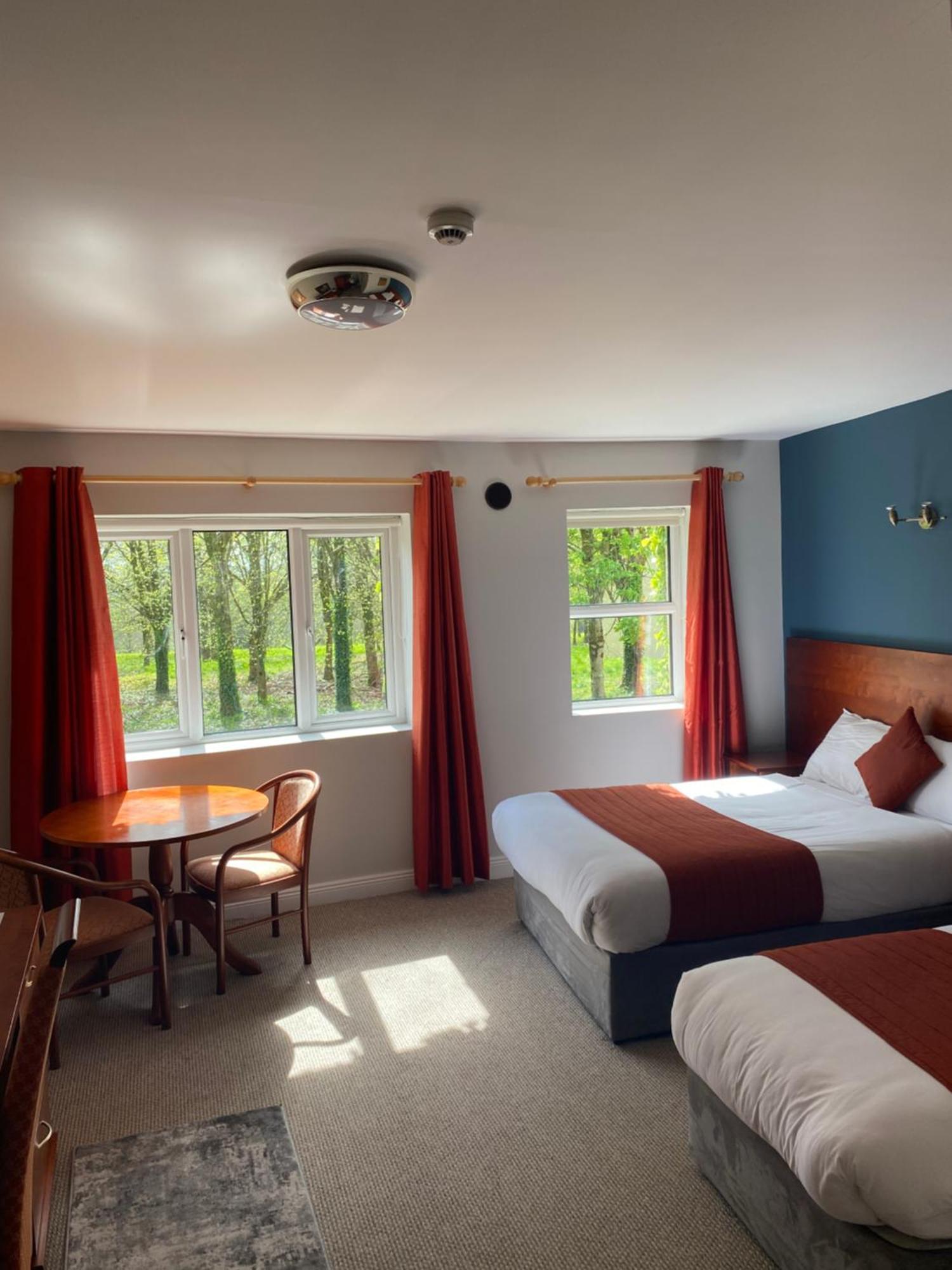 Fernhill Lodge Carrigaline Корк Екстер'єр фото